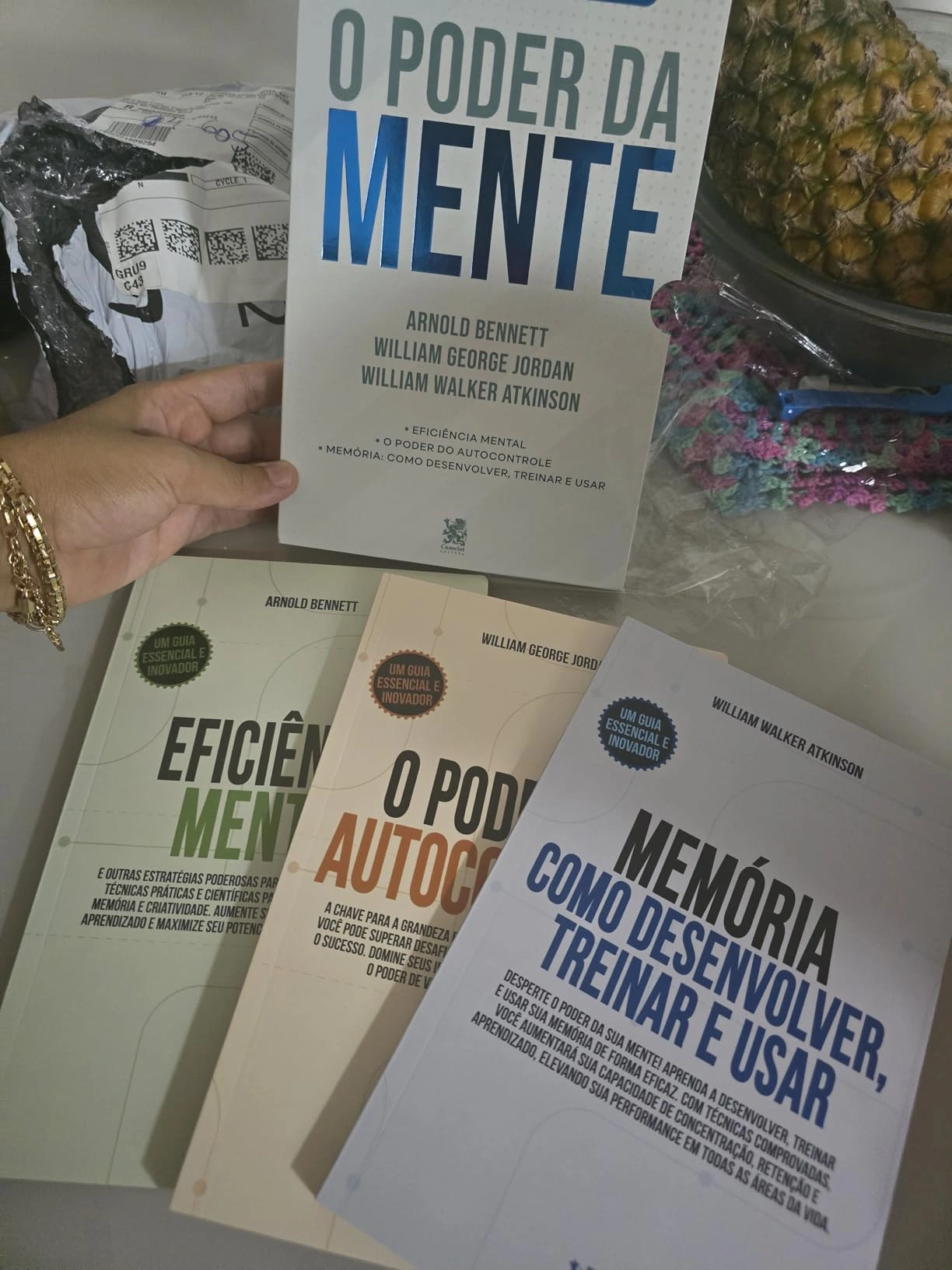 Foto enviada por Luiza M. mostrando o box O Poder da Mente